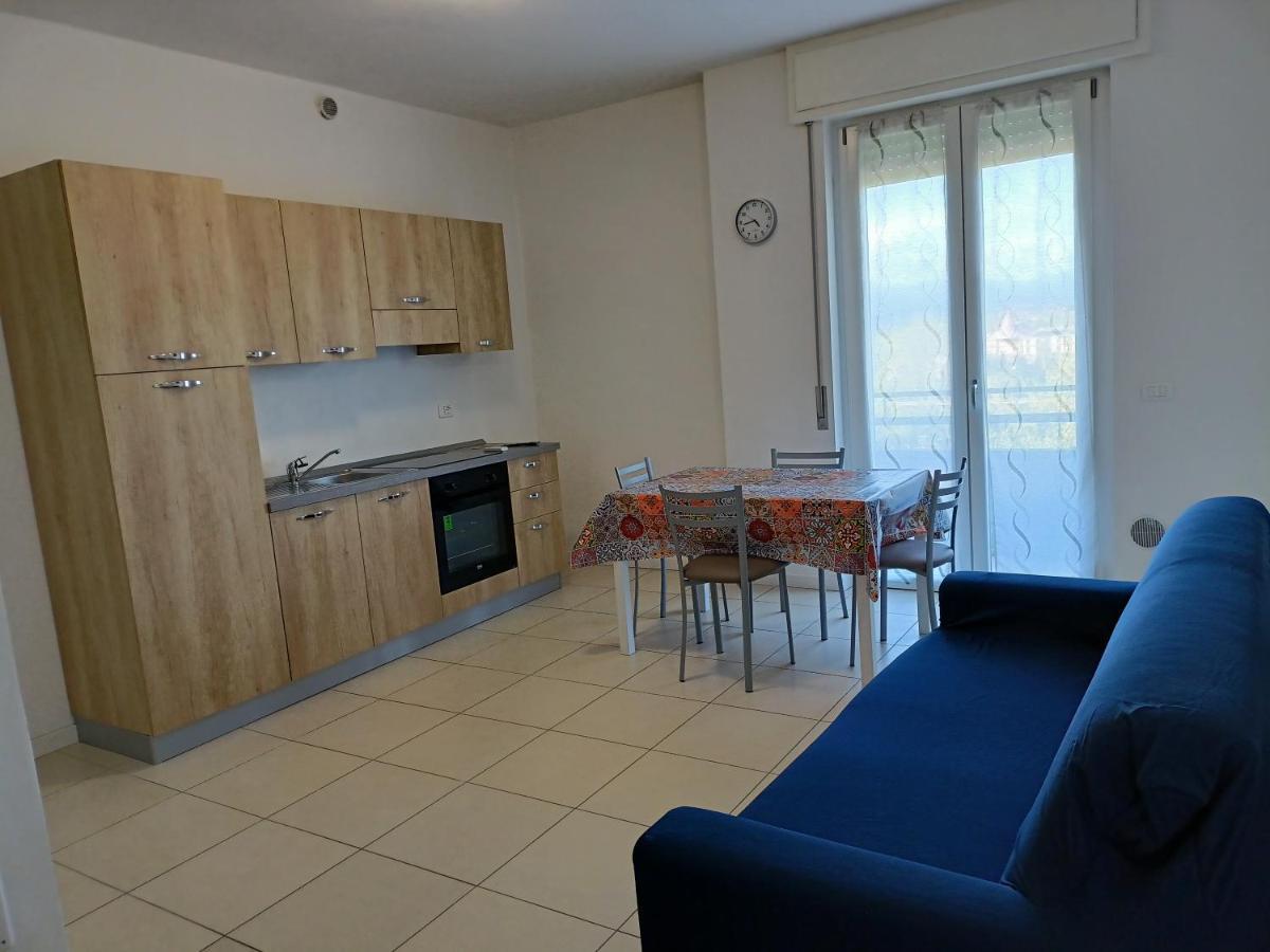 Il Turistiere Apartment Cavalcaselle Ngoại thất bức ảnh