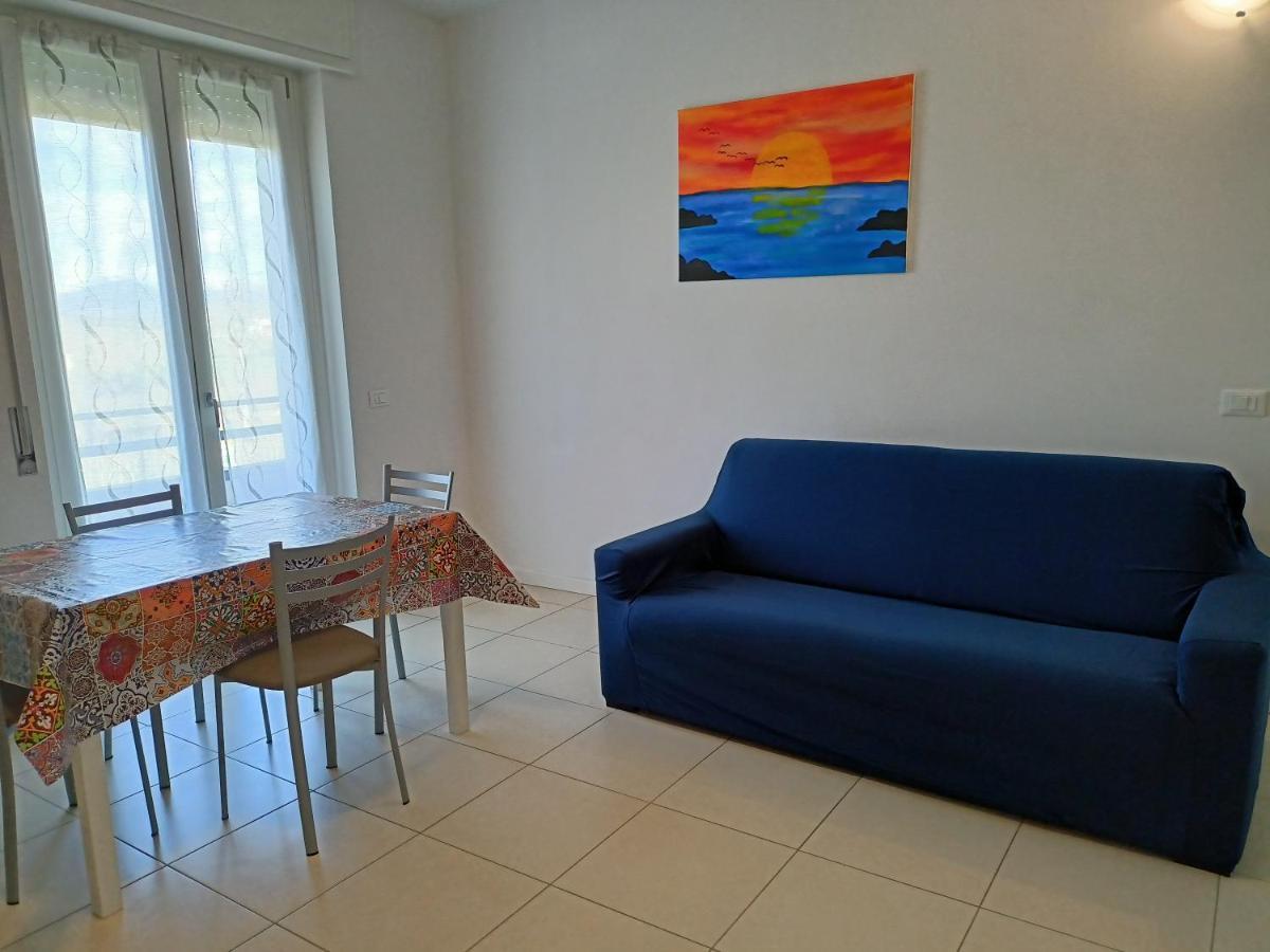 Il Turistiere Apartment Cavalcaselle Ngoại thất bức ảnh